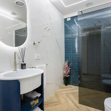 Trevi Foutain Apartment *